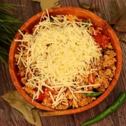 Shakshuka with Cheddar Cheese